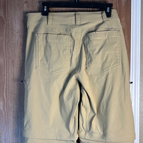 Eddie Bauer Men's Cargo Pants in Tan - Picture 2 of 2